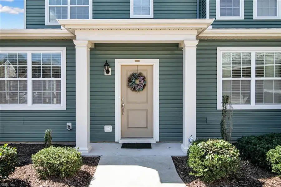 4332 Farringdon Way, Chesapeake, VA 23321 - #3