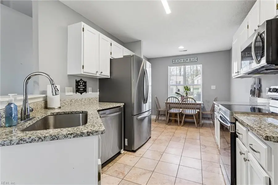 106 Pelican Cove, Newport News, VA 23608 - #3