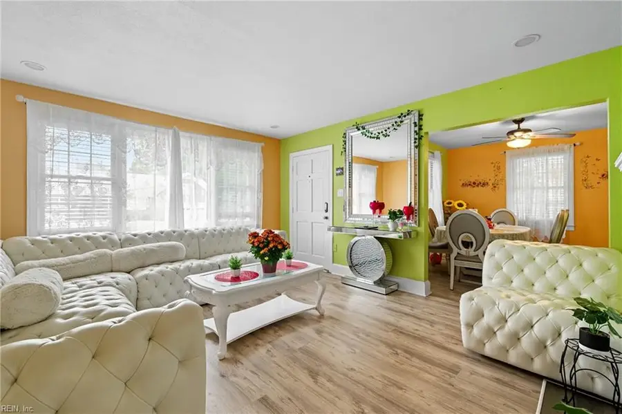 214 E Chester Street, Norfolk, VA 23503 - #3