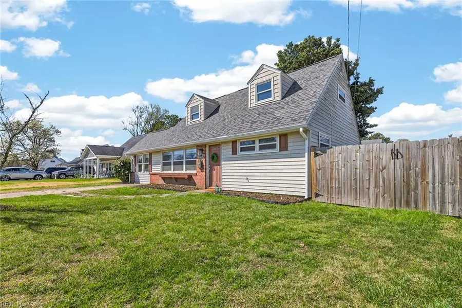 2220 Ardmore Avenue, Chesapeake, VA 23324 - #2