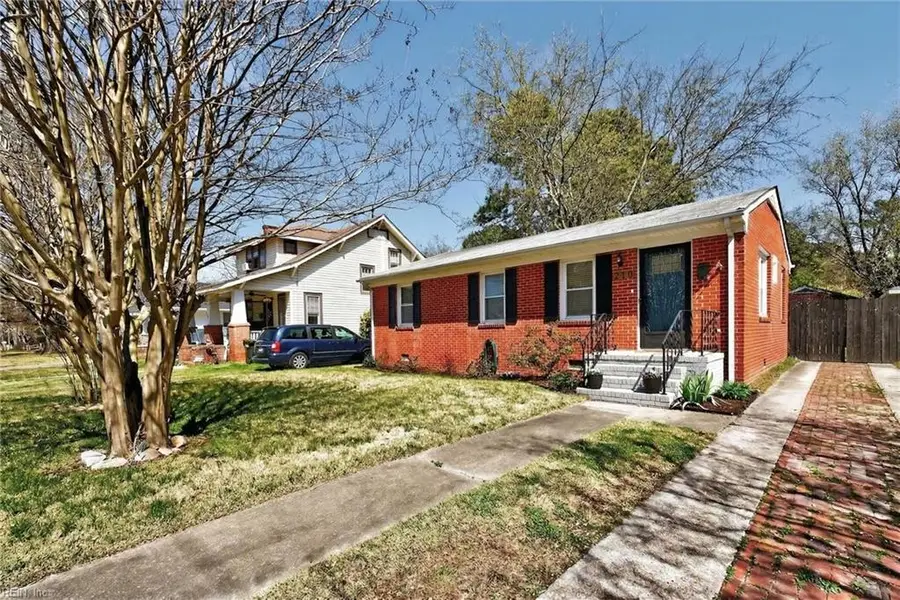210 Katherine Street, Suffolk, VA 23434 - #3