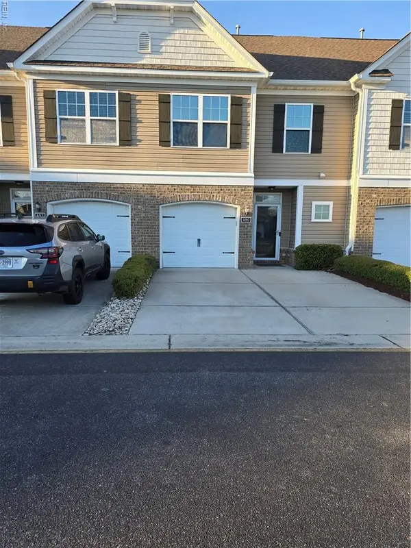 450 Abelia Way, Chesapeake, VA 23322