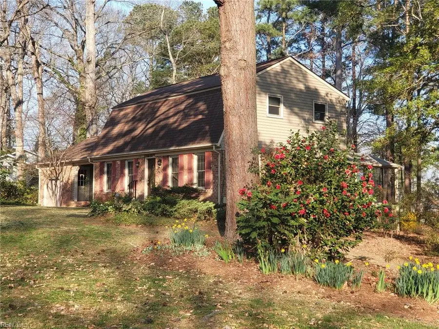 536 Kerry Lake Drive, Newport News, VA 23602 - #3