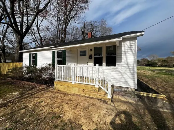 122 Turlington Road, Newport News, VA 23606
