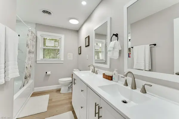 5833 Hedgerow Lane, Portsmouth, VA 23703