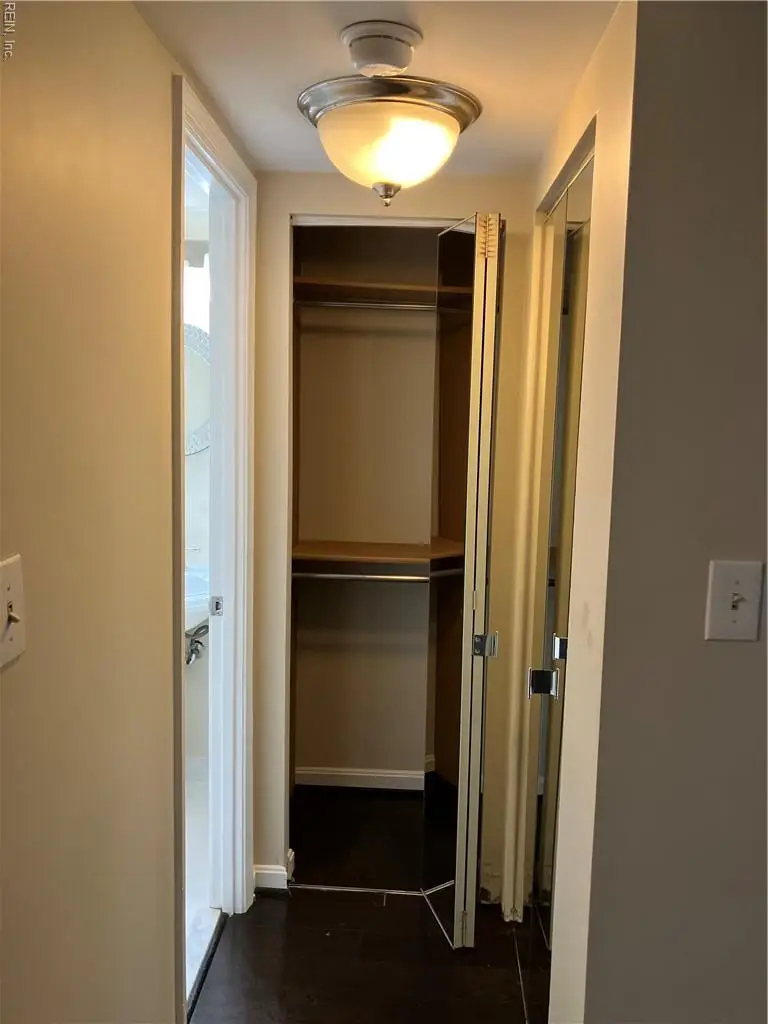 1305 E Abingdon Drive #4, Alexandria, VA 22314 - #3