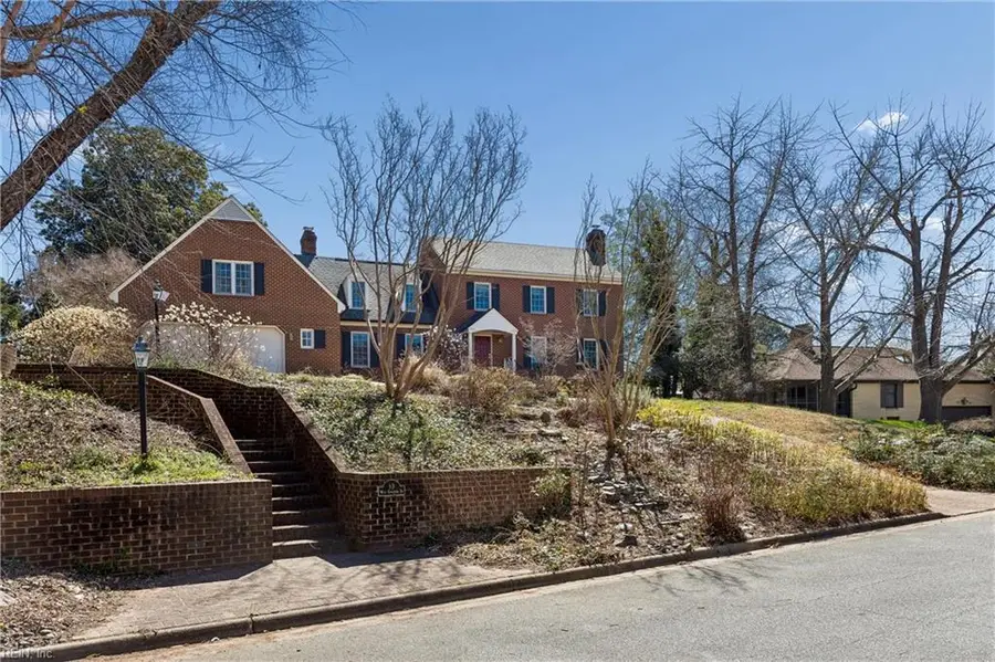 10 W Governor Drive, Newport News, VA 23602 - #2