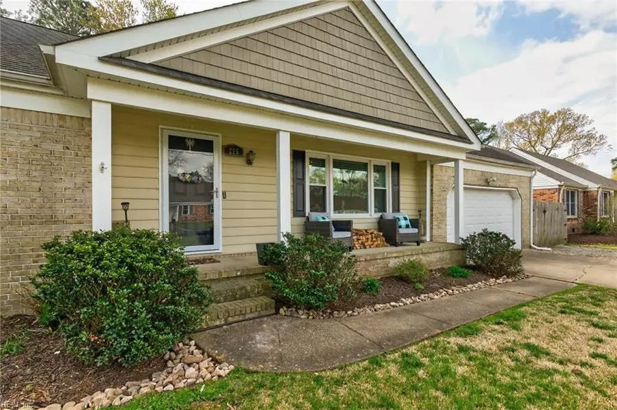 225 Vanette Drive, Chesapeake, VA 23322 - #2