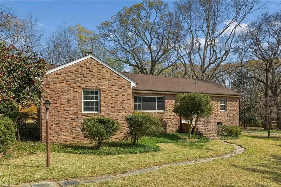 114 The Colony, Williamsburg, VA 23185 - #2