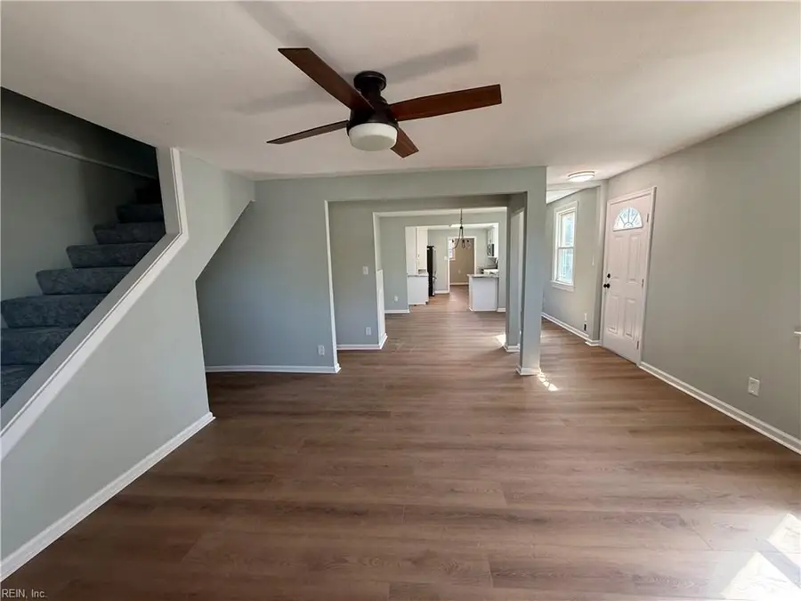 1128 Lilac Avenue, Chesapeake, VA 23325 - #3