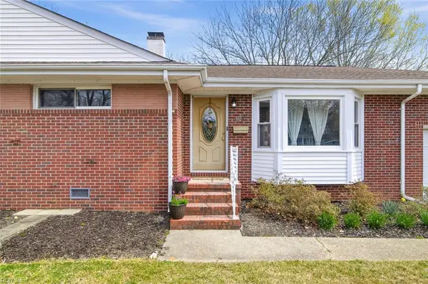 32 Astor Drive, Newport News, VA 23608