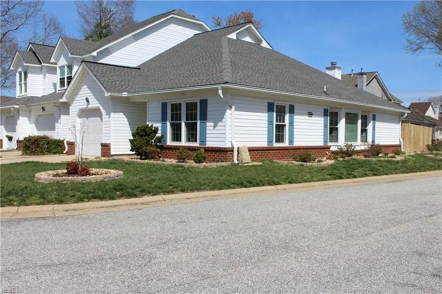 105 Acorn Lane, Yorktown, VA 23692 - #2