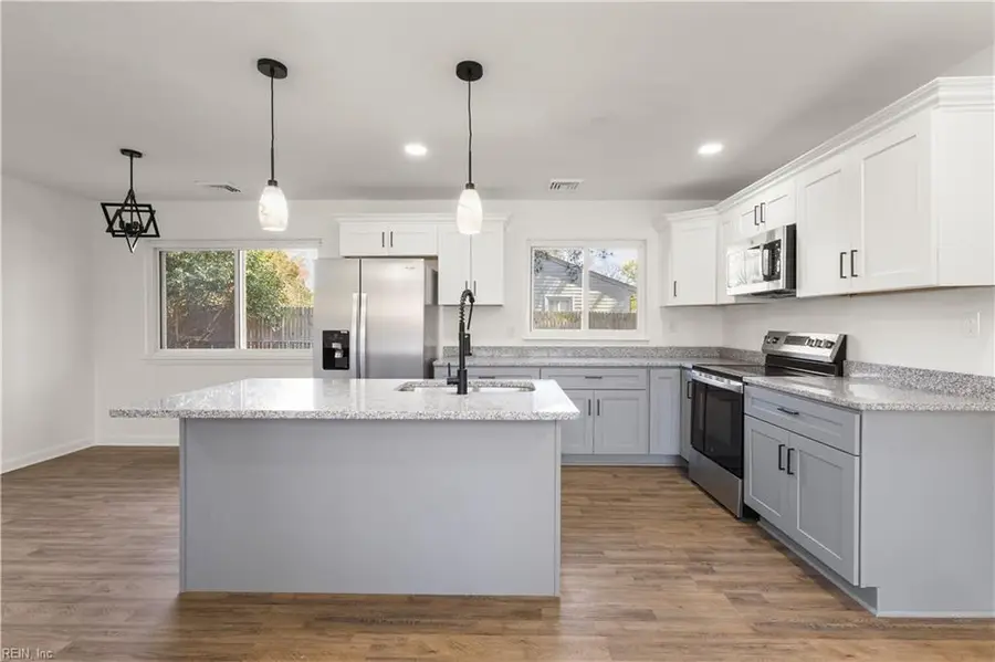 244 Cassady Avenue, Virginia Beach, VA 23452 - #3