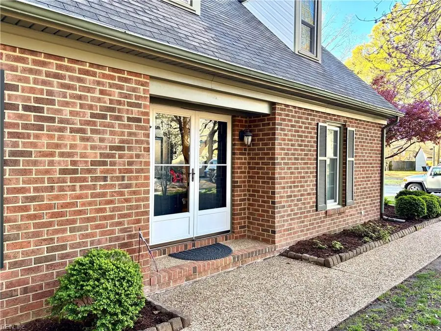141 Sloane Place, Newport News, VA 23606 - #2