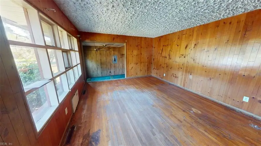 5421 Berry Hill Road, Norfolk, VA 23502 - #3