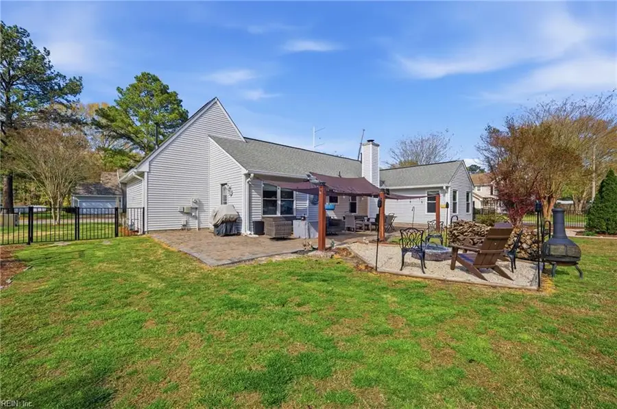 929 Cantor Street, Chesapeake, VA 23322 - #2