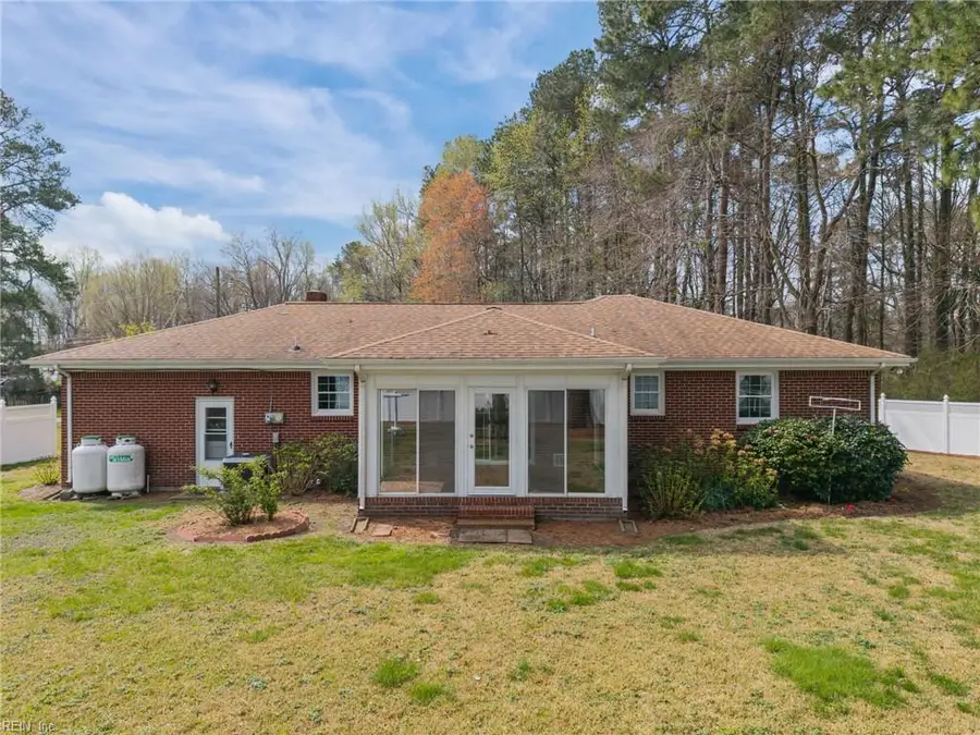 54 Pine Lane, Windsor, VA 23487 - #3