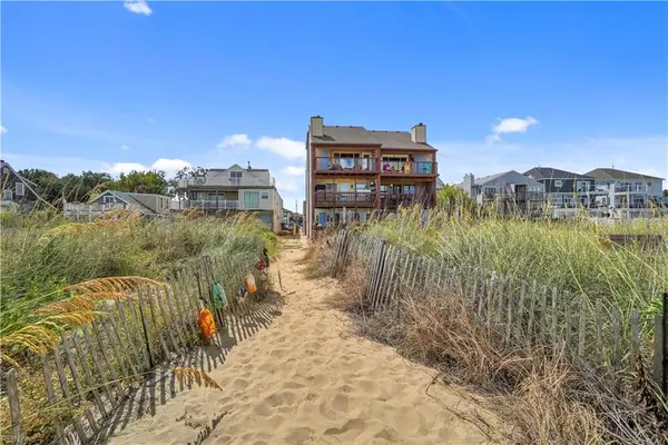 1216 W Ocean View Avenue #D, Norfolk, VA 23503