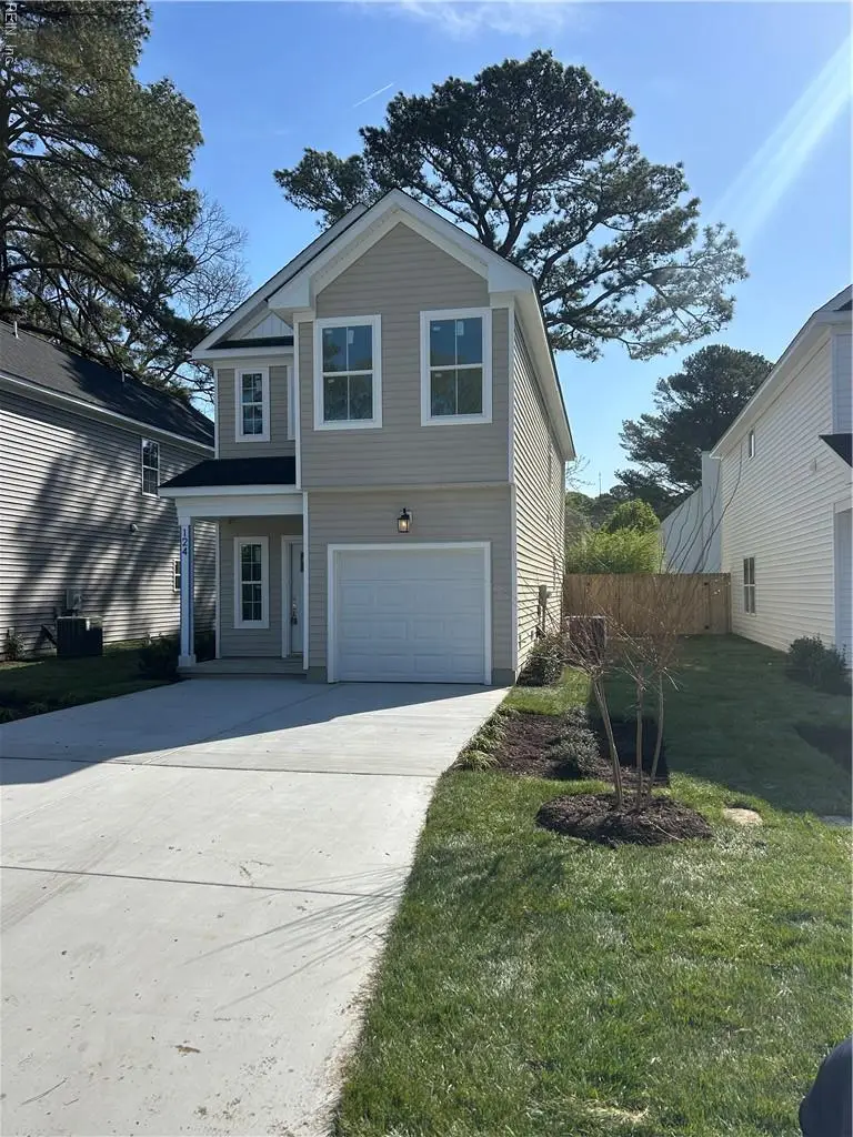 124 N Palm Avenue, Virginia Beach, VA 23452 - #2