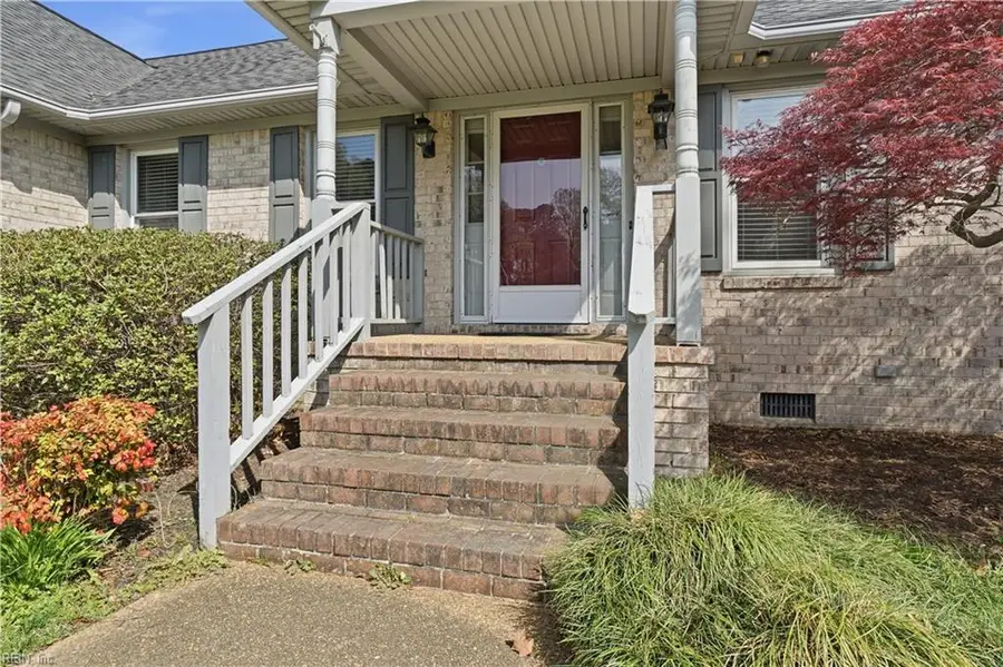 1101 Fairway Drive, Chesapeake, VA 23320 - #2