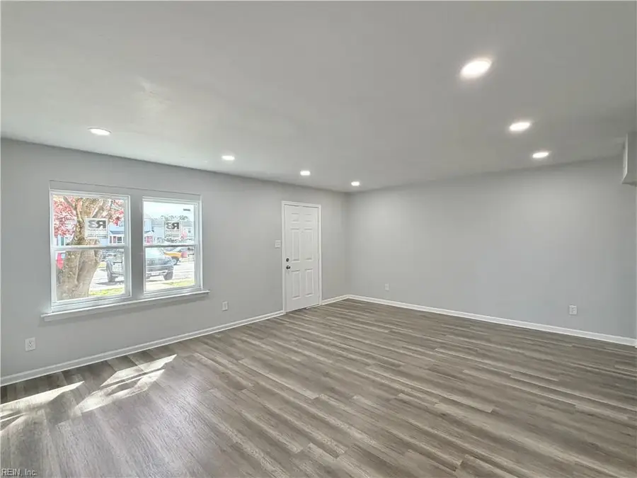 1016 Castle Court, Chesapeake, VA 23323 - #3