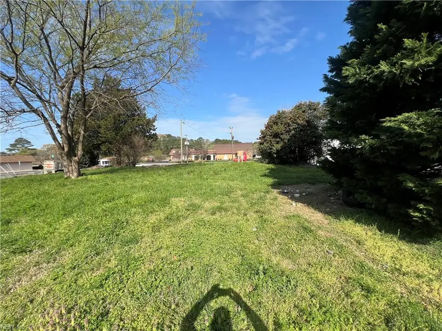 366 Sycamore Avenue Avenue, Newport News, VA 23607 - #3