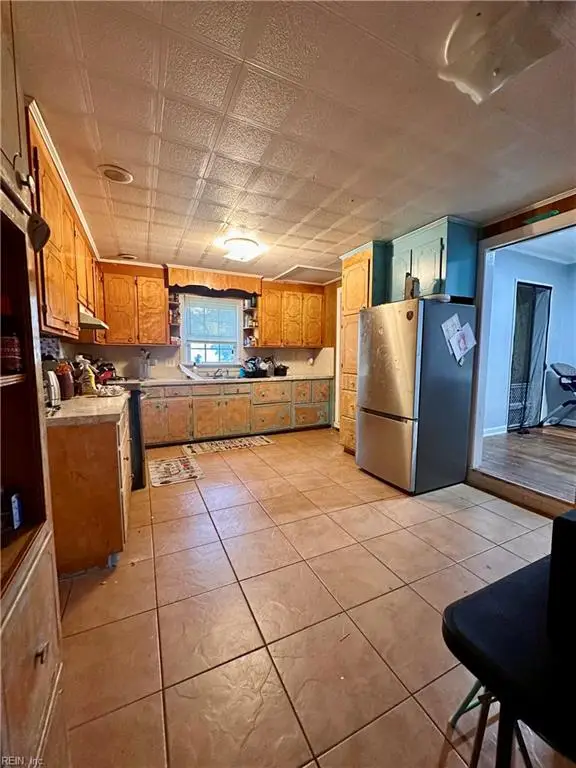 6372 Palem Road, Norfolk, VA 23513 - #3