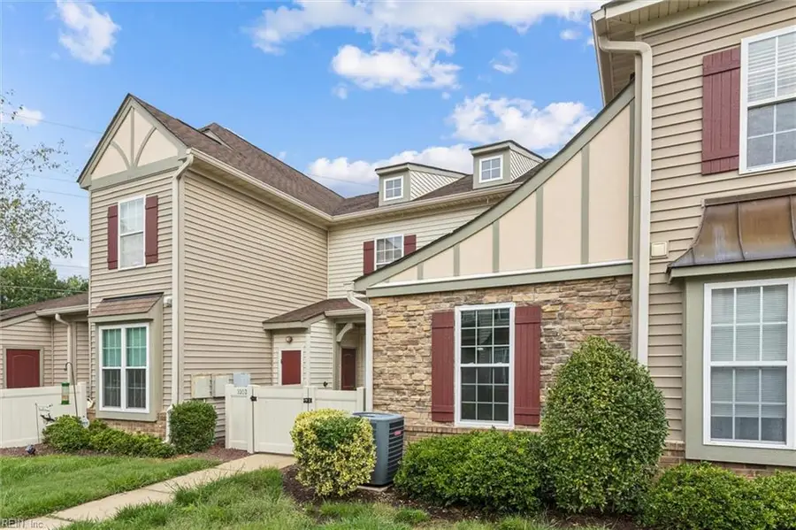 1002 Rivers Arch, Carrollton, VA 23314 - #3