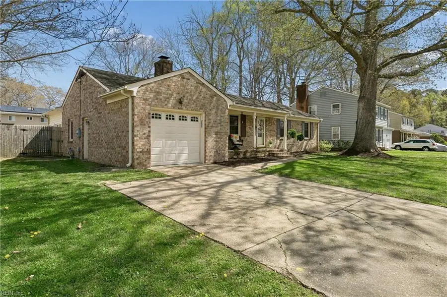 864 Costigan Drive, Newport News, VA 23608 - #2