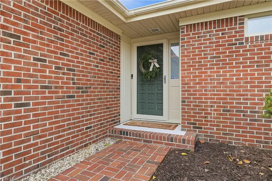 2113 Saint Marshall Drive, Virginia Beach, VA 23454 - #2