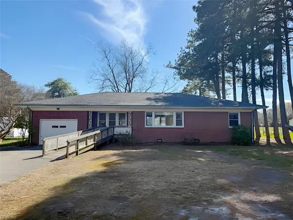 121 Circle Drive, Port Haywood, VA 23138