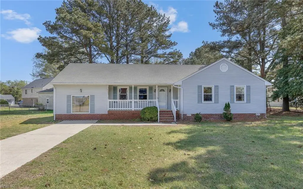 402 Jefferson Drive, Smithfield, VA 23430 - #1