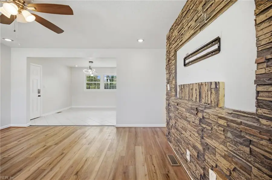 5543 Cape Henry Avenue, Norfolk, VA 23513 - #3