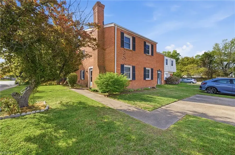 414 Chinaberry Circle, Virginia Beach, VA 23454 - #2