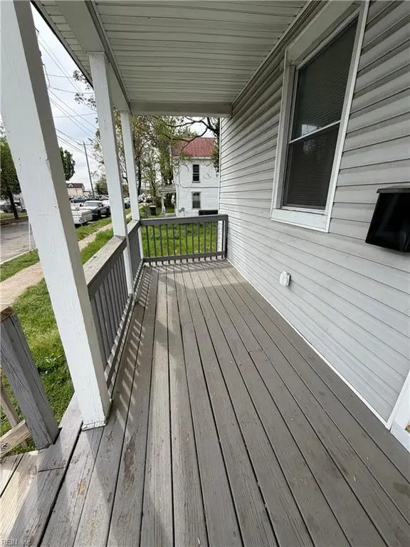 325 36th Street, Newport News, VA 23607 - #3
