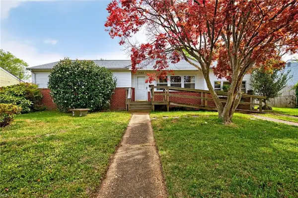 1865 Branchwood Street, Norfolk, VA 23518