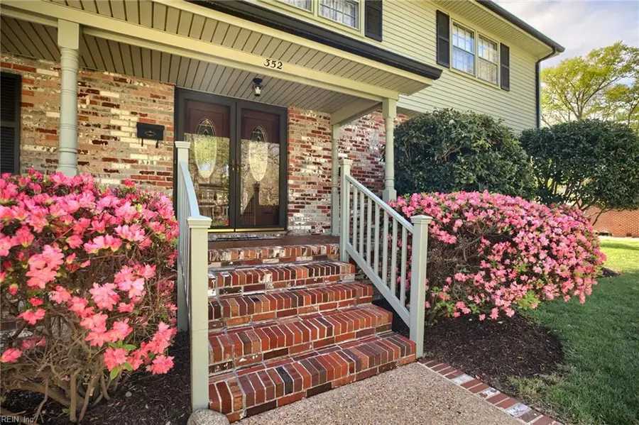 352 Wendwood Drive, Newport News, VA 23602 - #2
