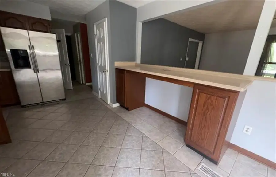 7404 Christopher Newport Avenue, Gloucester Point, VA 23062 - #2
