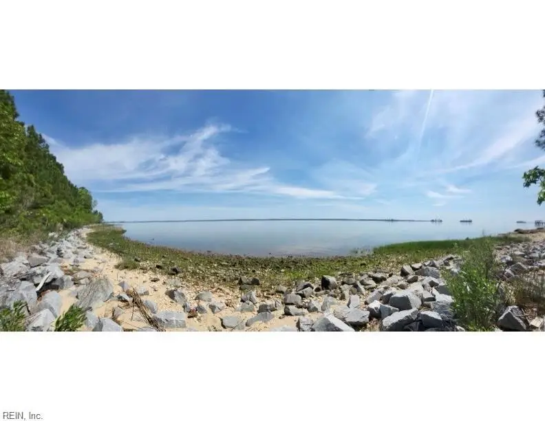 283 Lawnes Neck Drive, Smithfield, VA 23430 - #1