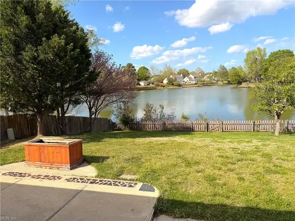 1232 Copper Stone Circle, Chesapeake, VA 23320