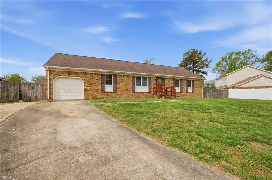 704 Sandlewood Lane, Chesapeake, VA 23322 - #2