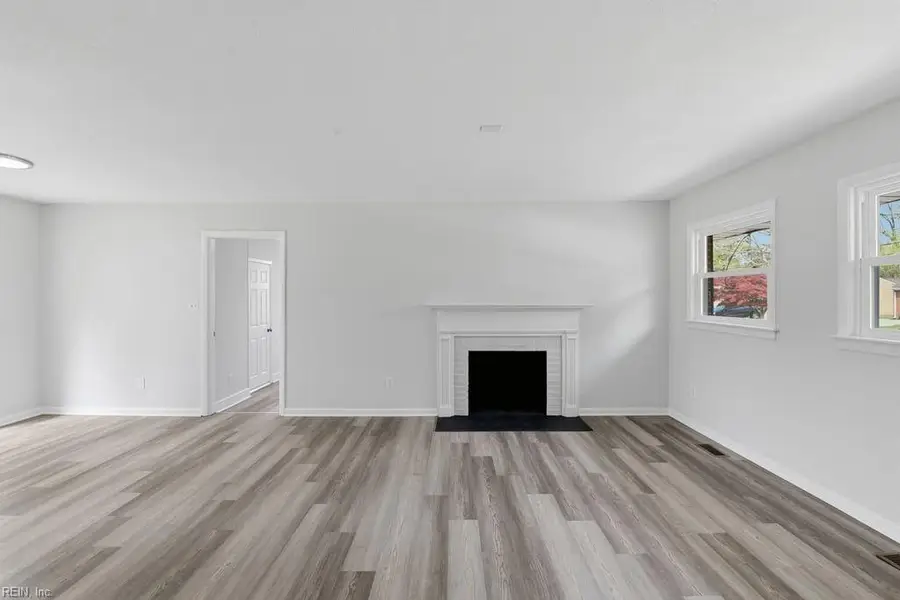 13 Boxwood Lane, Newport News, VA 23602 - #3