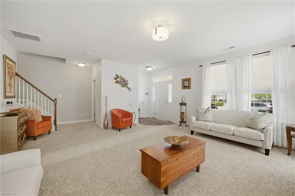 206 Harmony Drive, Portsmouth, VA 23701