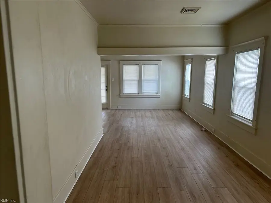114 W 38th Street, Norfolk, VA 23504 - #2