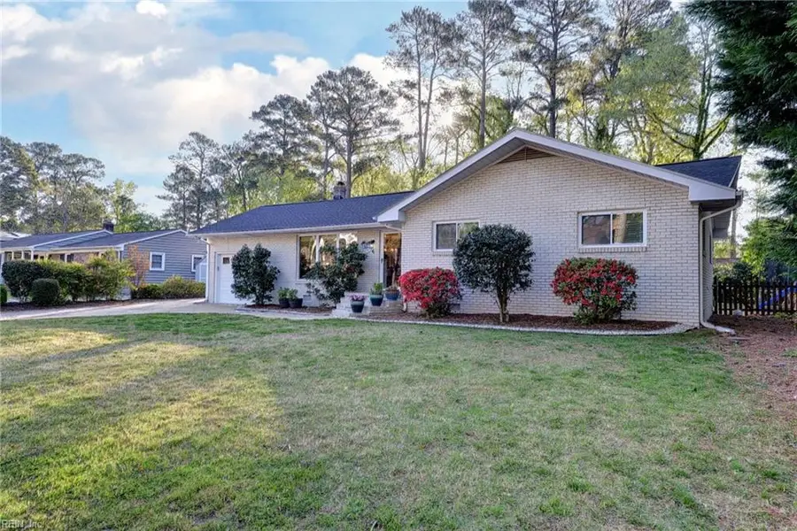 6 Hansom Drive, Poquoson, VA 23662 - #2