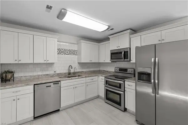 406 Stalham Road, Chesapeake, VA 23325