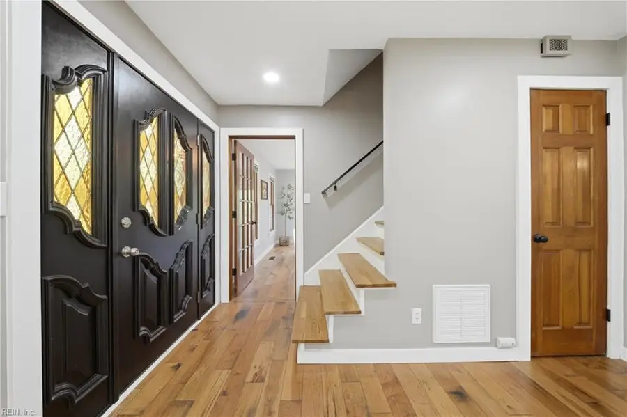 941 Pleasant Ridge Drive, Chesapeake, VA 23322 - #2