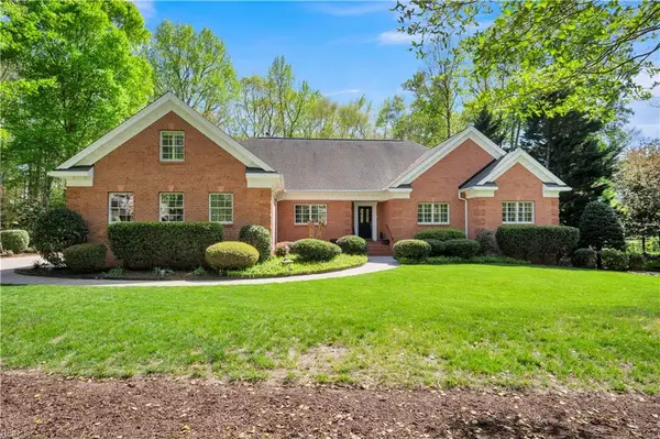 2400 Andre Esteve, Williamsburg, VA 23185