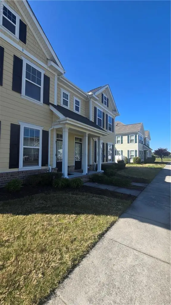 523 Nesbit Drive #101, Chesapeake, VA 23323