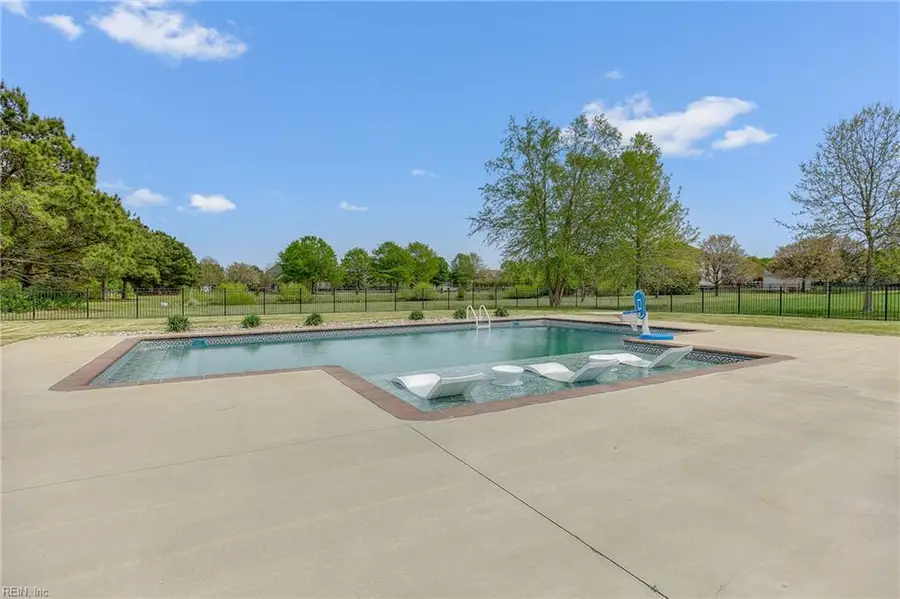 640 Planters Court, Virginia Beach, VA 23457 - #2